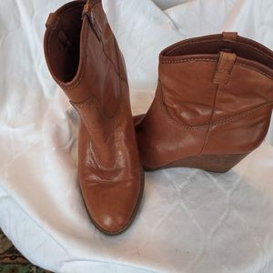 Bandolino Wedge Booties